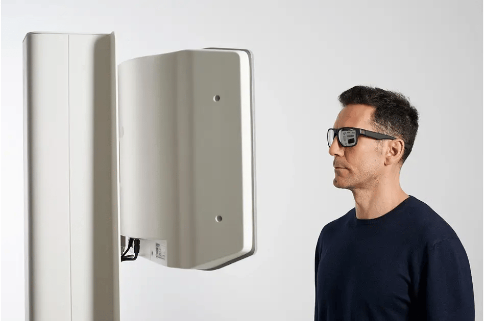 Horizons Optical - Advanced lens centering - Invision Fit AI